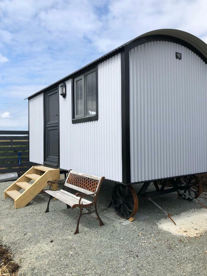 Villa The Shepherds Hut Lonmore Exterior foto
